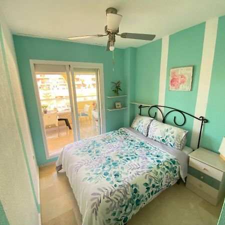 Room With Sea And Mountain Views Habitacion En Piso Compartido Para 1 O 2 Personas Benalmádena Eksteriør billede