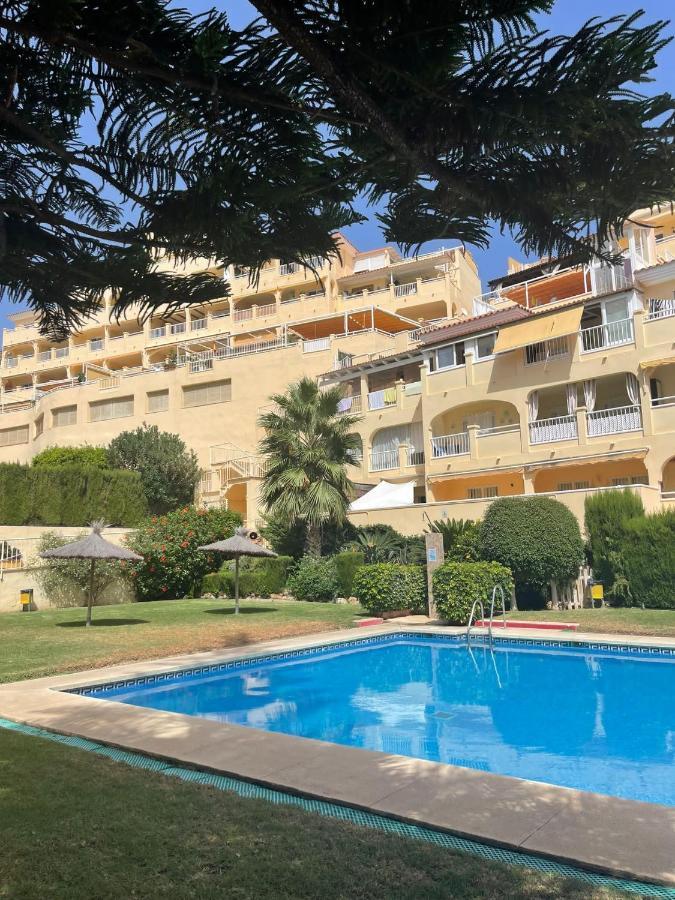 Room With Sea And Mountain Views Habitacion En Piso Compartido Para 1 O 2 Personas Benalmádena Eksteriør billede