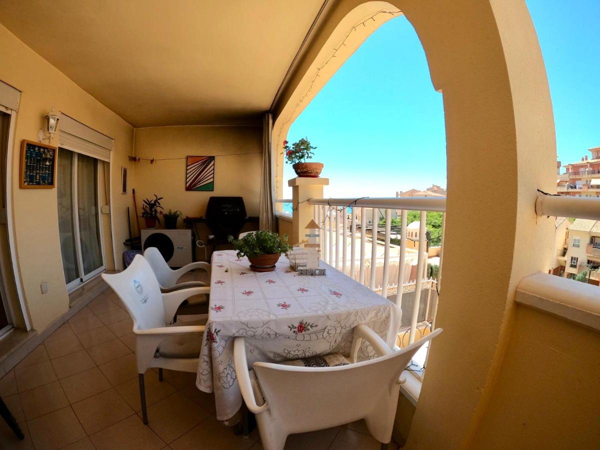 Room With Sea And Mountain Views Habitacion En Piso Compartido Para 1 O 2 Personas Benalmádena Eksteriør billede